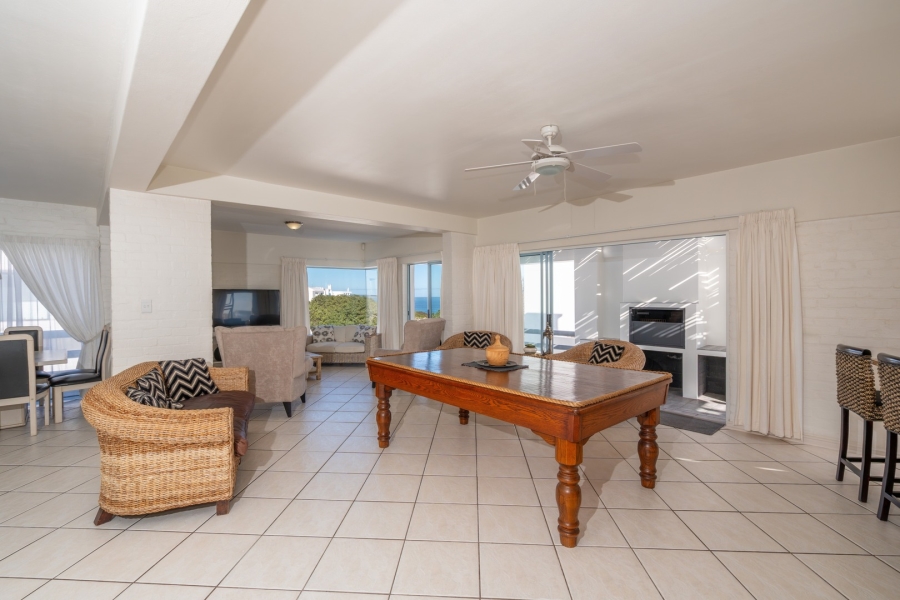 4 Bedroom Property for Sale in Paradise Beach Western Cape